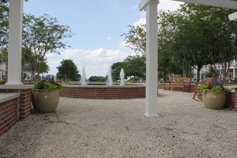 Oakland Park Fountain
