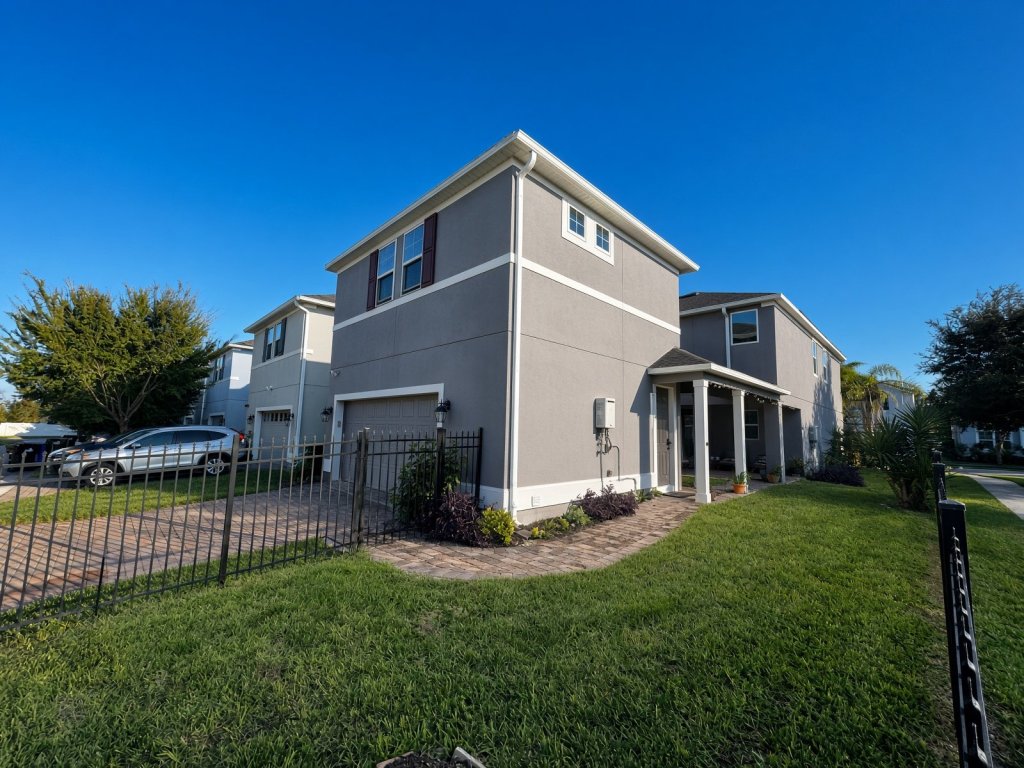 Summerlake Garage Apartment Exterior